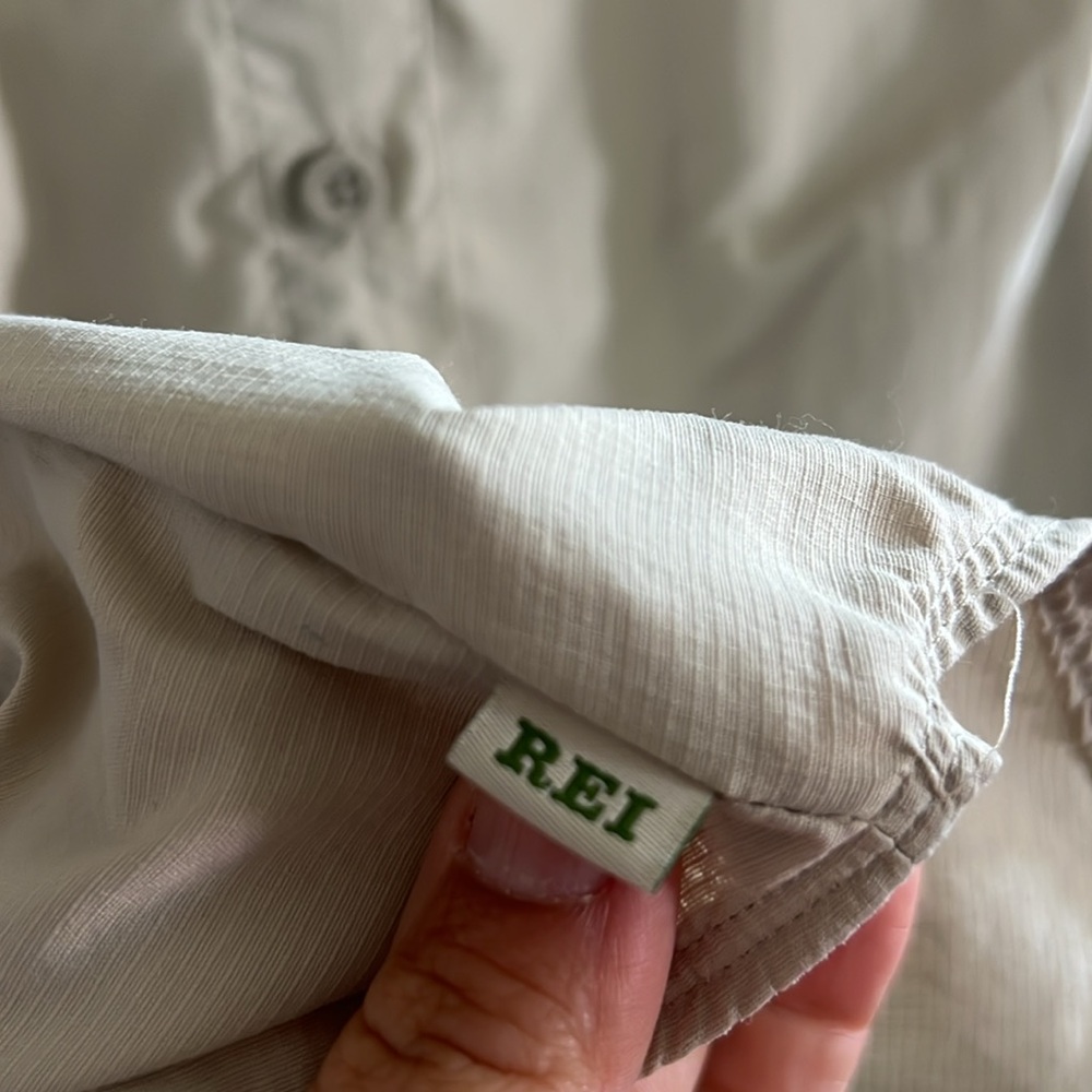 REI Co-op women’s button down shirt size L - Picture 6 of 11